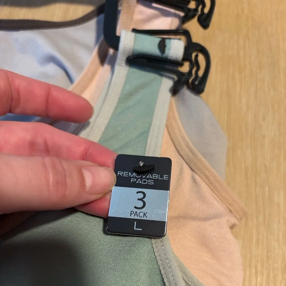 NWT RBX 3 Women's Scoop Neck Sports Bras size Large - Picture 3 of 4
